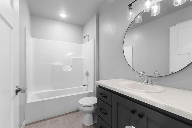 1748 BRIDGE PORT CIRCLE, De Pere, WI 54115