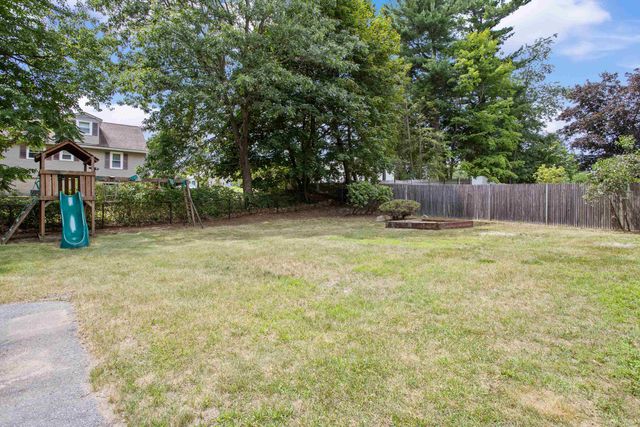 30 Seed Street, Salem, NH 03079