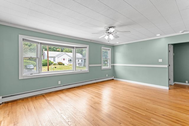 30 Seed Street, Salem, NH 03079