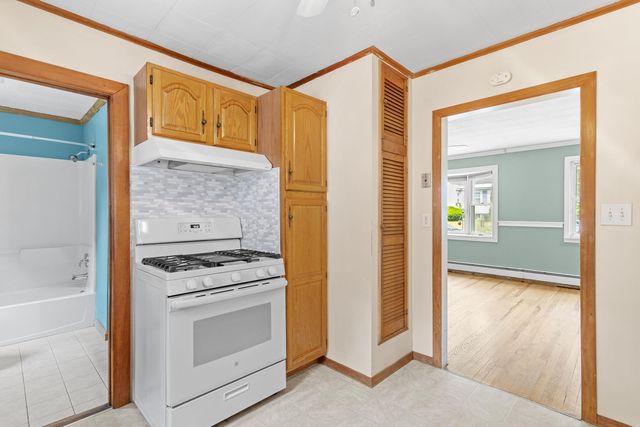 30 Seed Street, Salem, NH 03079