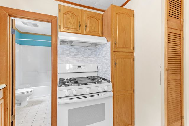 30 Seed Street, Salem, NH 03079