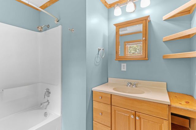 30 Seed Street, Salem, NH 03079