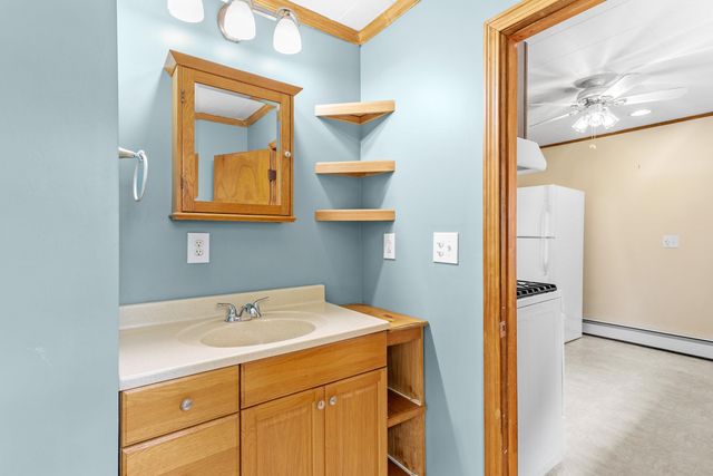 30 Seed Street, Salem, NH 03079
