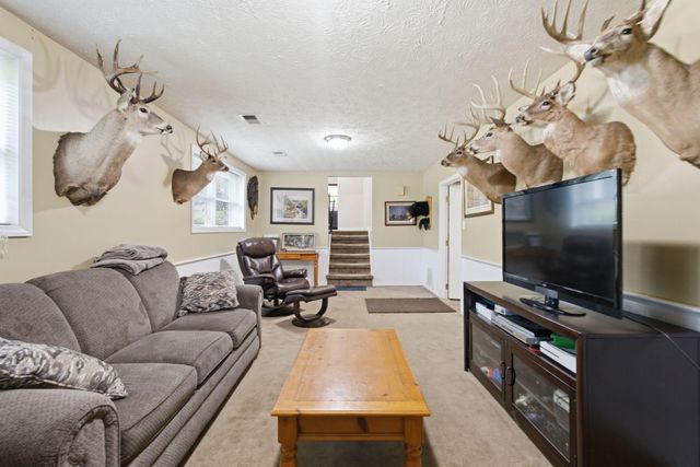 1981 Favell Court, Lexington, KY 40503