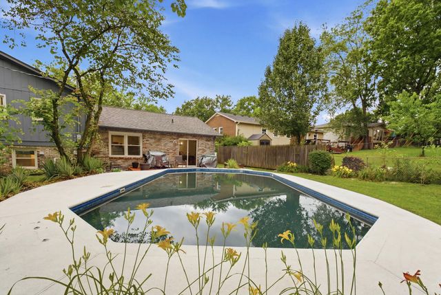 1981 Favell Court, Lexington, KY 40503
