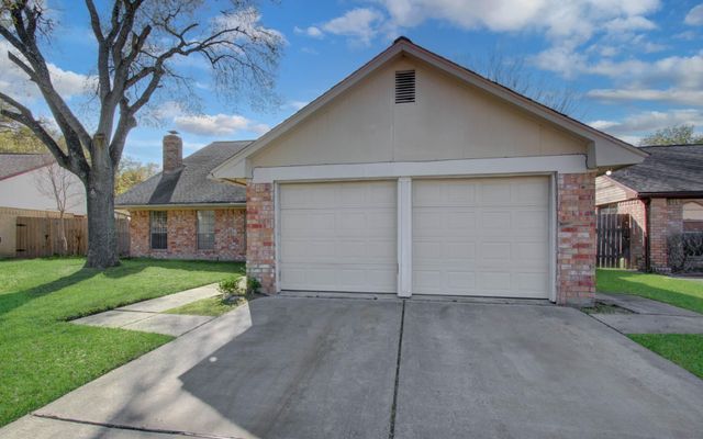 11307 Birdwing Lane, Houston, TX 77067