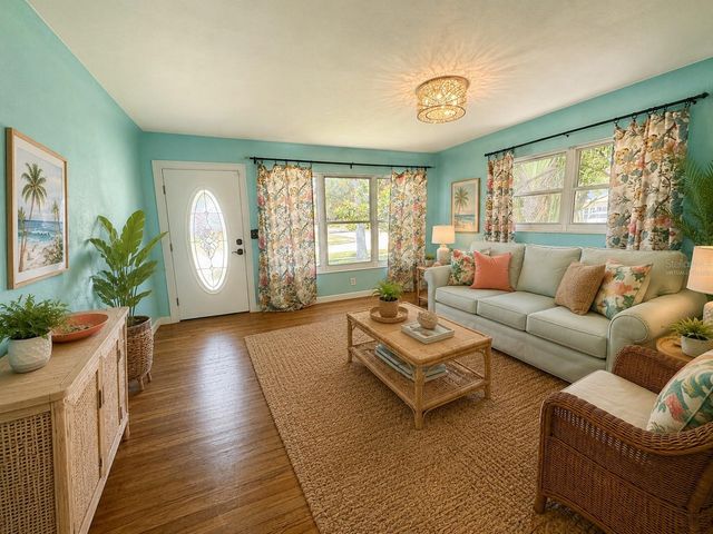 2602 UPTON STREET S, Gulfport, FL 33711