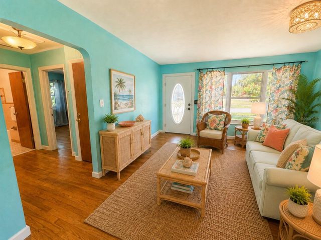2602 UPTON STREET S, Gulfport, FL 33711