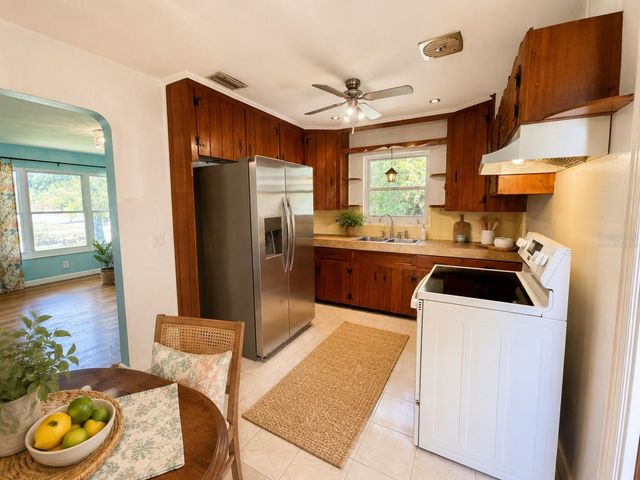 2602 UPTON STREET S, Gulfport, FL 33711