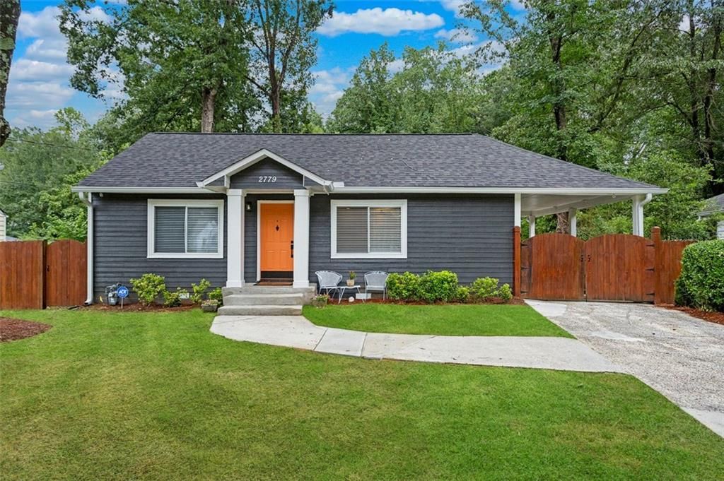 2779 Dale Creek NW Drive, Atlanta, GA 30318