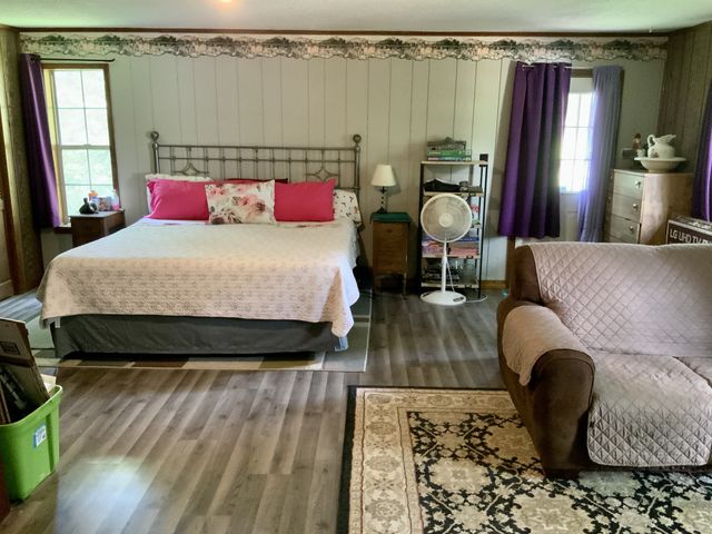 1218 Spring St, Dover, TN 37058