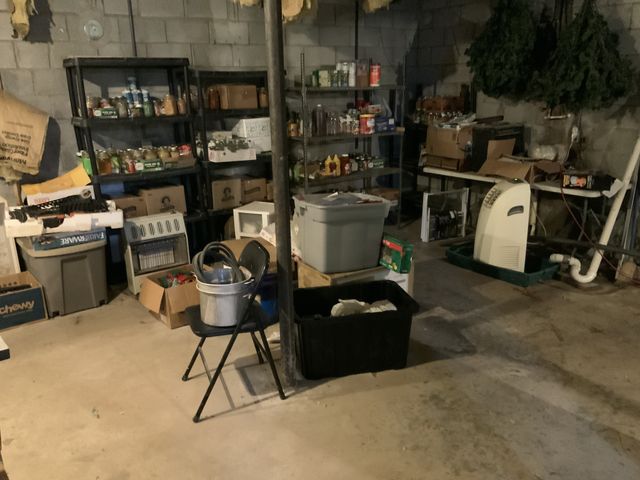 1218 Spring St, Dover, TN 37058