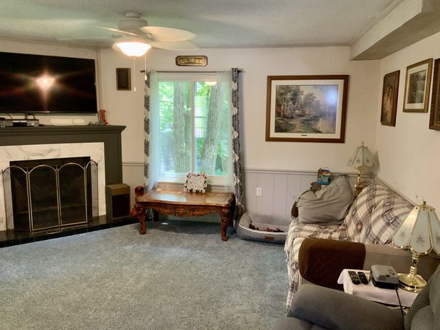 1218 Spring St, Dover, TN 37058
