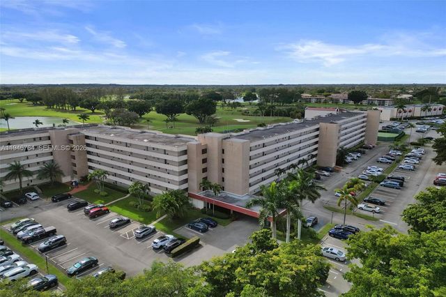 8900 Washington Boulevard PH5, Pembroke Pines, FL 33025