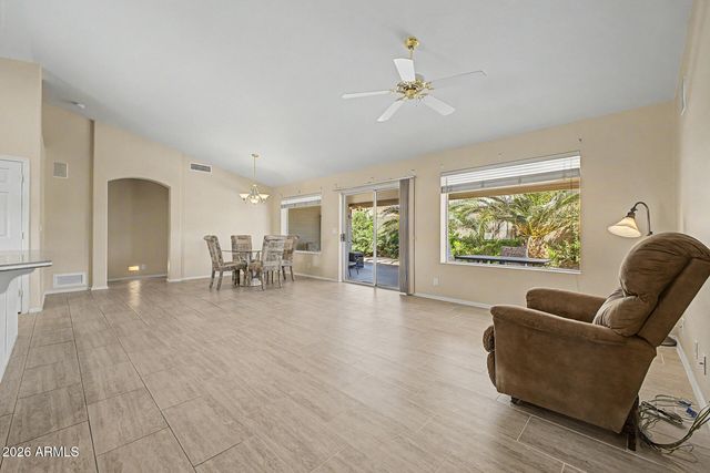 10960 E KIVA Avenue, Mesa, AZ 85209