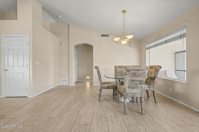 10960 E KIVA Avenue, Mesa, AZ 85209