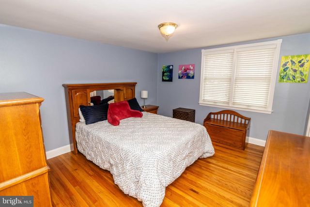 2550 BOND AVENUE, Drexel Hill, PA 19026