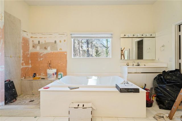 3010 Bluffton Way, Roswell, GA 30075