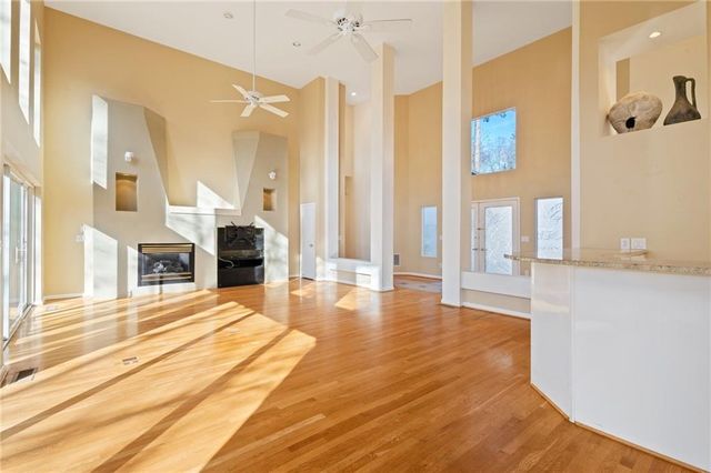 3010 Bluffton Way, Roswell, GA 30075