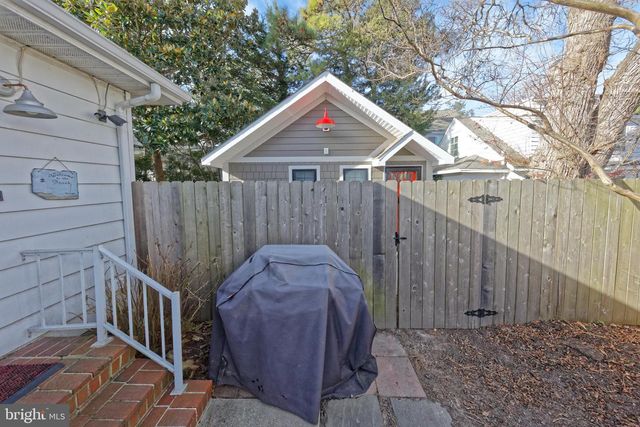 303 BAYARD AVE, Rehoboth Beach, DE 19971