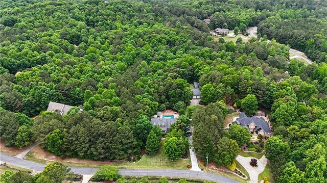 12 Hawks Farm Road, White, GA 30184