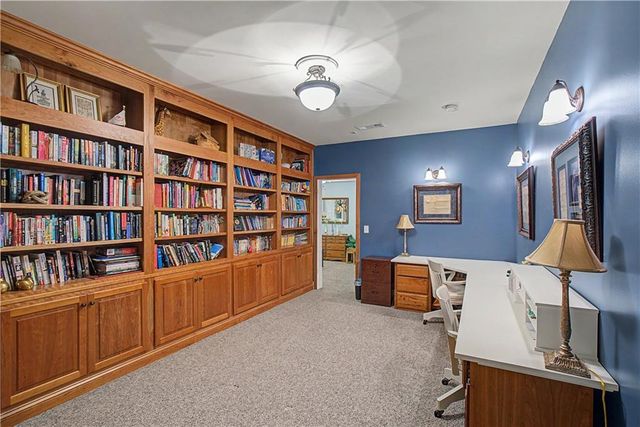 12 Hawks Farm Road, White, GA 30184