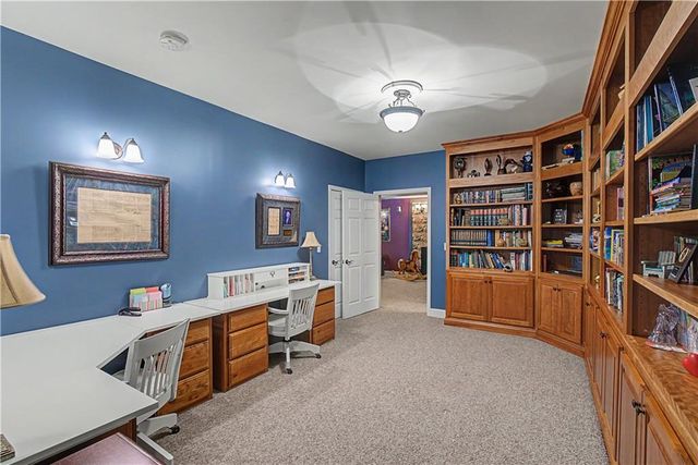 12 Hawks Farm Road, White, GA 30184