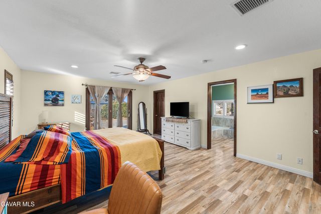 2651 W Avenue N12, Palmdale, CA 93551