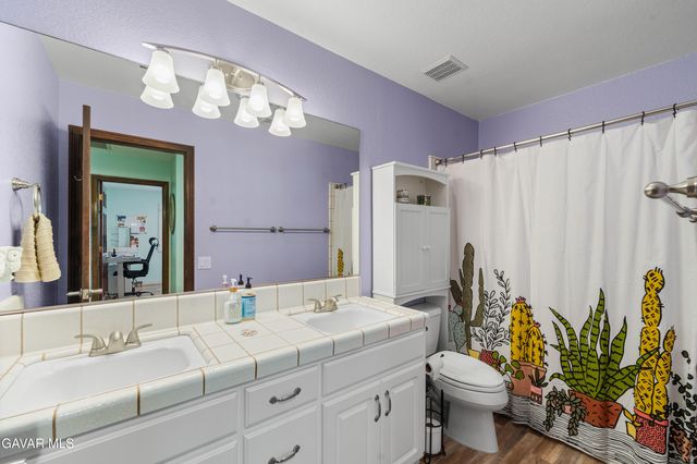 2651 W Avenue N12, Palmdale, CA 93551