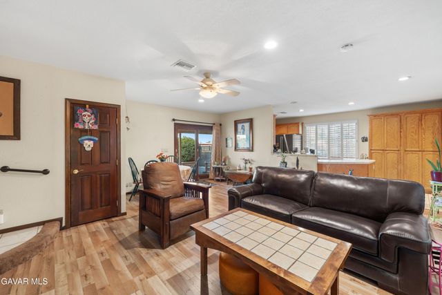 2651 W Avenue N12, Palmdale, CA 93551