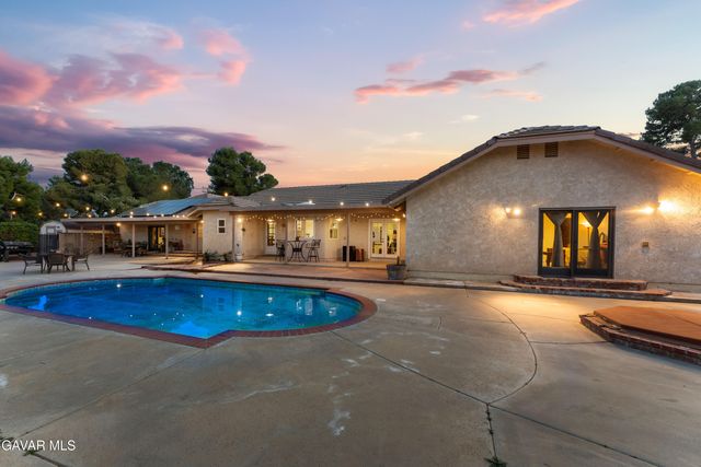 2651 W Avenue N12, Palmdale, CA 93551