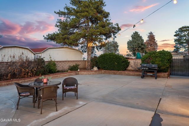 2651 W Avenue N12, Palmdale, CA 93551