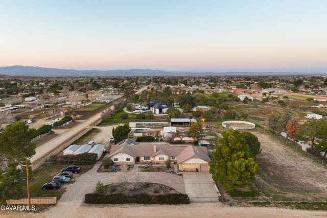 2651 W Avenue N12, Palmdale, CA 93551