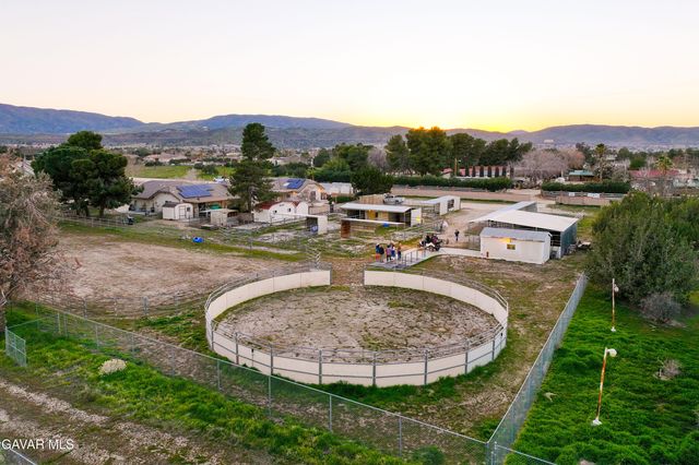 2651 W Avenue N12, Palmdale, CA 93551