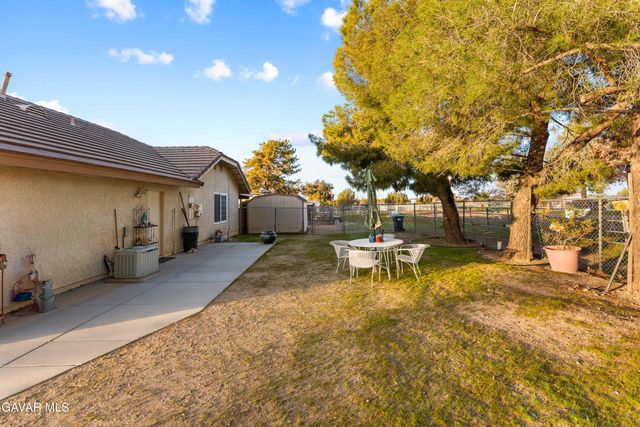 2651 W Avenue N12, Palmdale, CA 93551