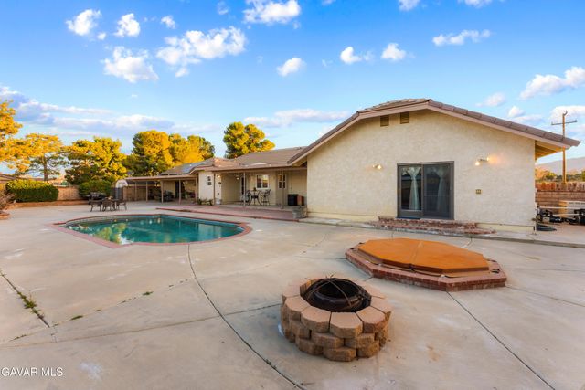 2651 W Avenue N12, Palmdale, CA 93551