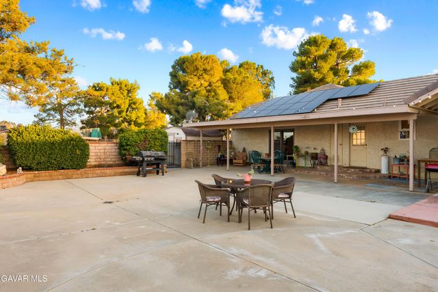 2651 W Avenue N12, Palmdale, CA 93551