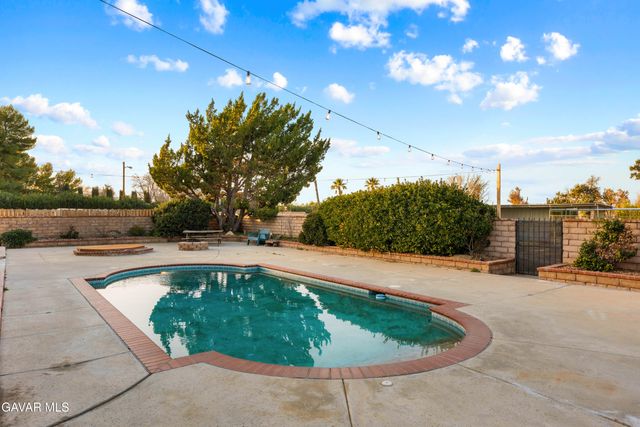 2651 W Avenue N12, Palmdale, CA 93551