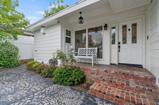 3311 S Bentley Avenue, Los Angeles, CA 90034