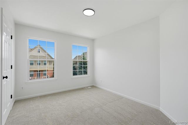 56669 Sunset Drive 177, Shelby Twp, MI 48316
