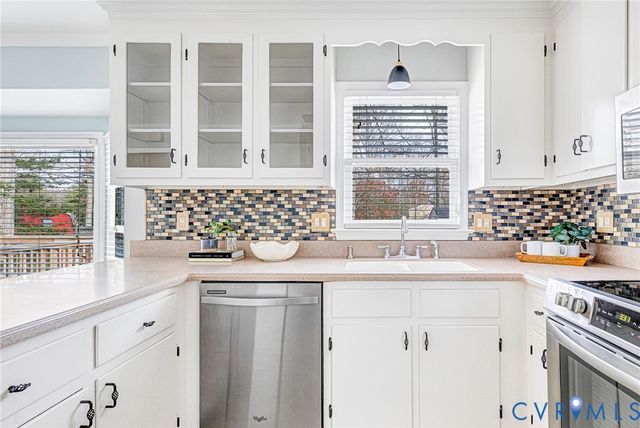 4407 Hunters Landing Dr, Chesterfield, VA 23832