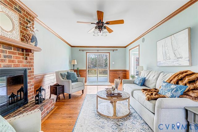 4407 Hunters Landing Dr, Chesterfield, VA 23832