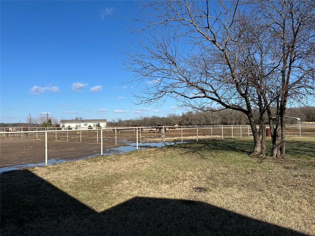 2014 County Road 123, Gainesville, TX 76240