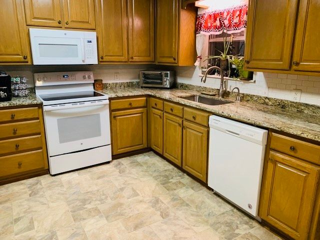 2014 County Road 123, Gainesville, TX 76240