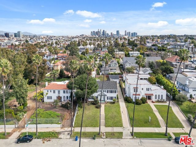 1220 S Wilton Place, Los Angeles, CA 90019