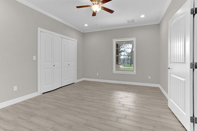 22782 N US Highway 69, Mineola, TX 75773