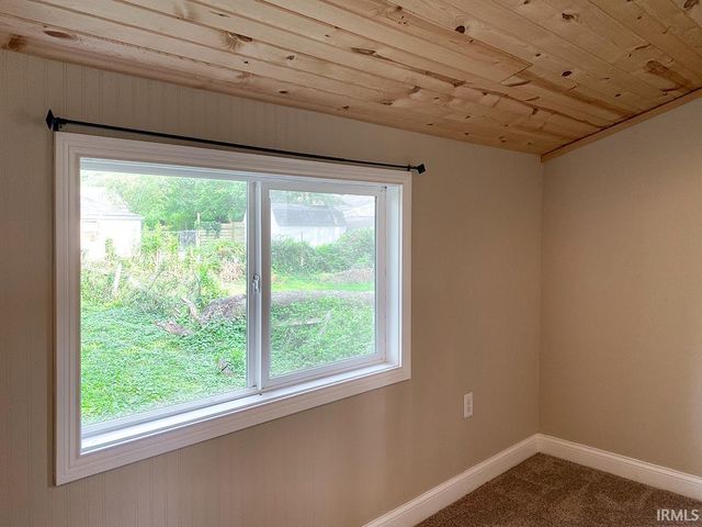 905 S Lincoln Street, Bloomington, IN 47401