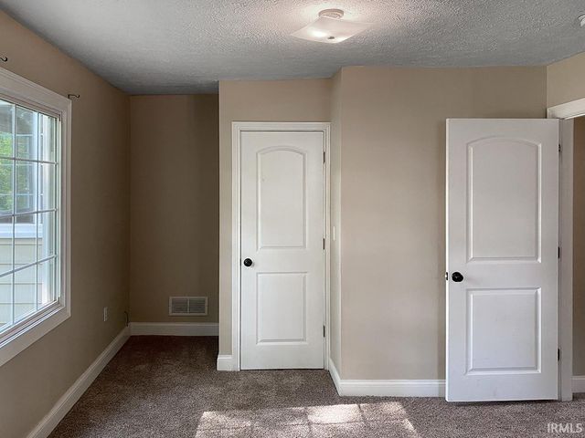 905 S Lincoln Street, Bloomington, IN 47401