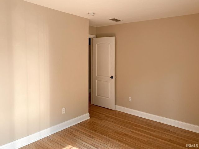 905 S Lincoln Street, Bloomington, IN 47401