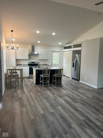 1193 Evergreen Cir Way, North Vernon, IN 47265